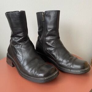 Anne Klein Women’s Dark Brown Leather Boots 90s Square Toe Block Heel Ankle